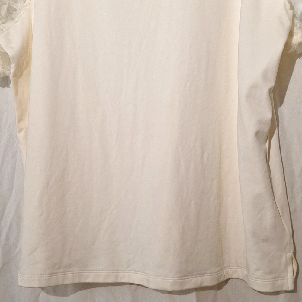 3/$20--Chico's Cotton Cream Blouse, Short White Lacey Sleeves, Slipover, NWOT - Picture 5 of 11